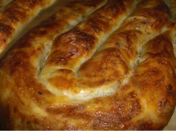 kıymalı börek tarifi Mozaik Pasta