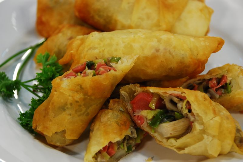 sosisli börek tarifi Mozaik Pasta